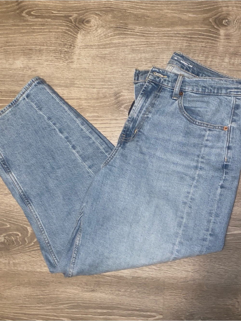 Old Navy High-Rise Barrel Leg Jeans - Light Blue Denim